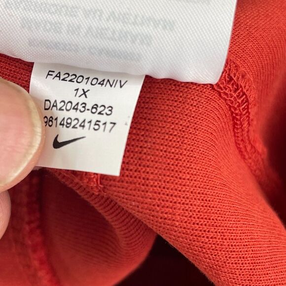 Nike Sportswear Tech Fleece Jogger Pants Plus Women 1X Red Active Athleisure NEW - Picture 13 of 13